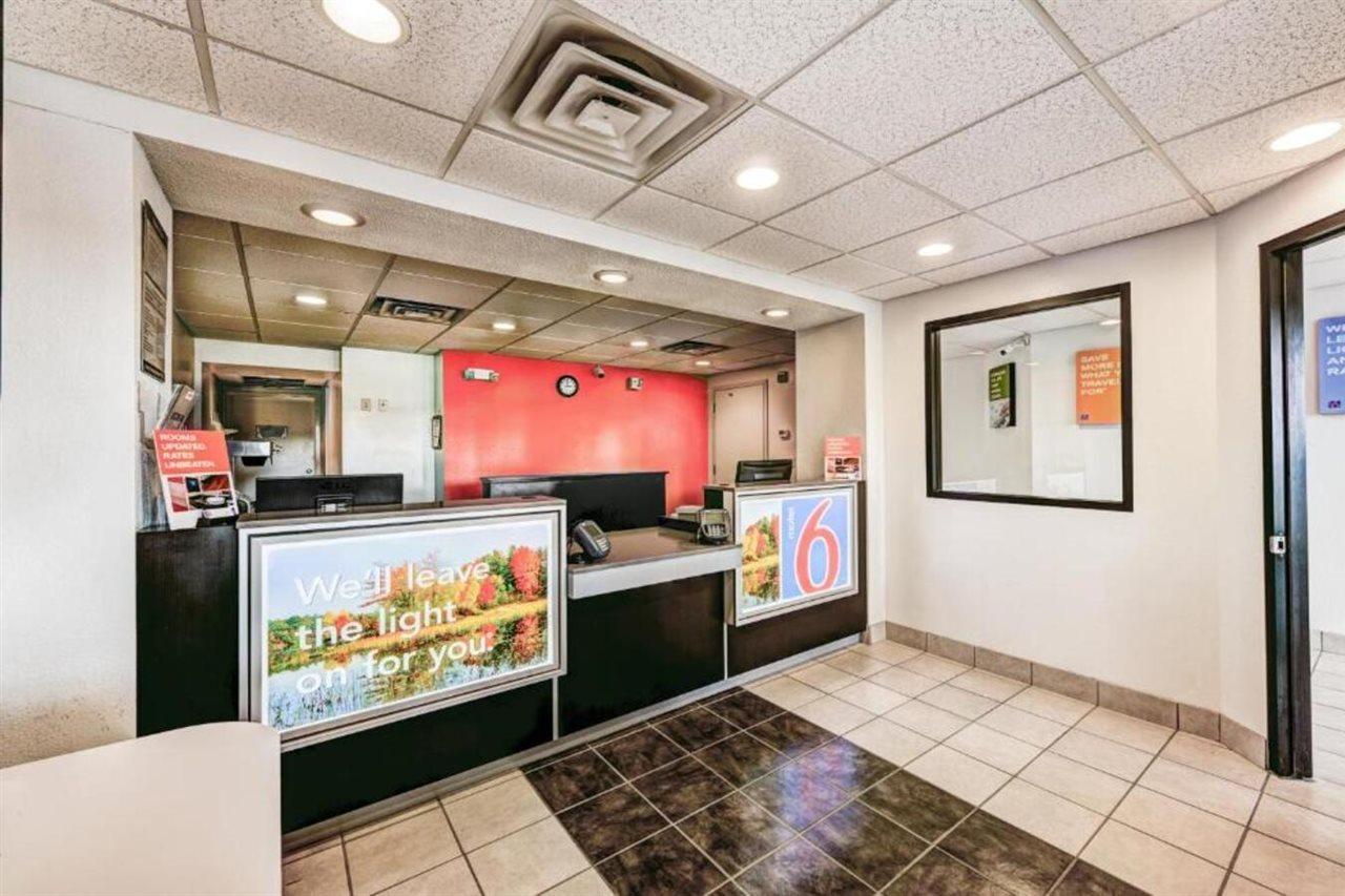 Motel 6-Niantic, Ct - New London Bagian luar foto