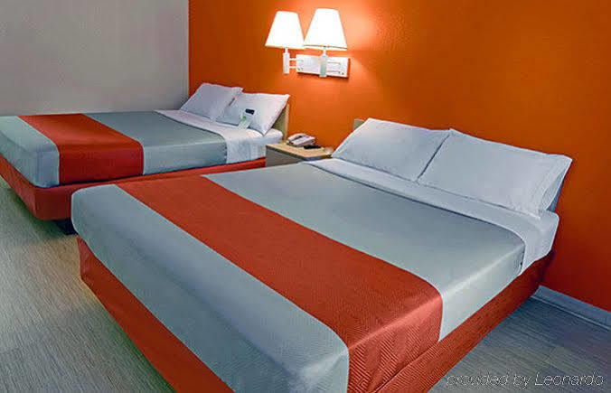 Motel 6-Niantic, Ct - New London Bagian luar foto
