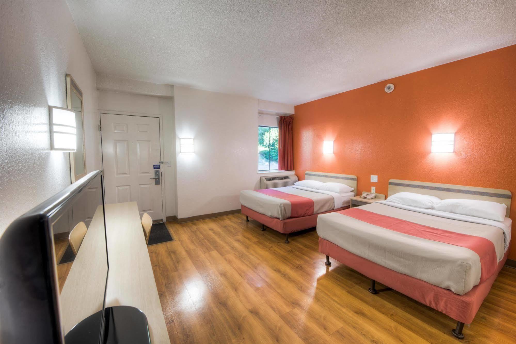 Motel 6-Niantic, Ct - New London Bagian luar foto