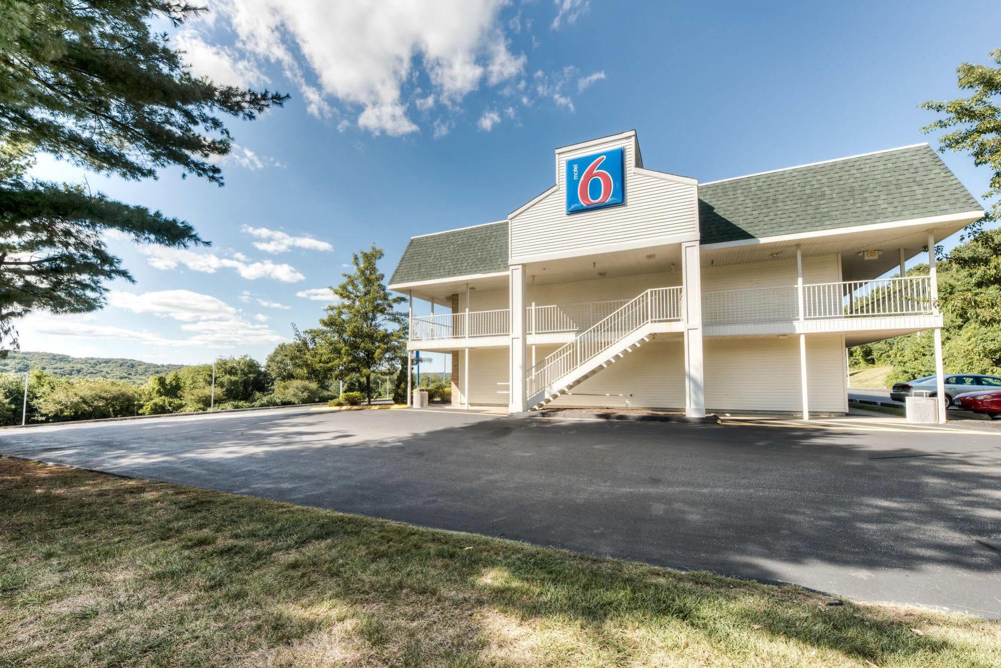Motel 6-Niantic, Ct - New London Bagian luar foto